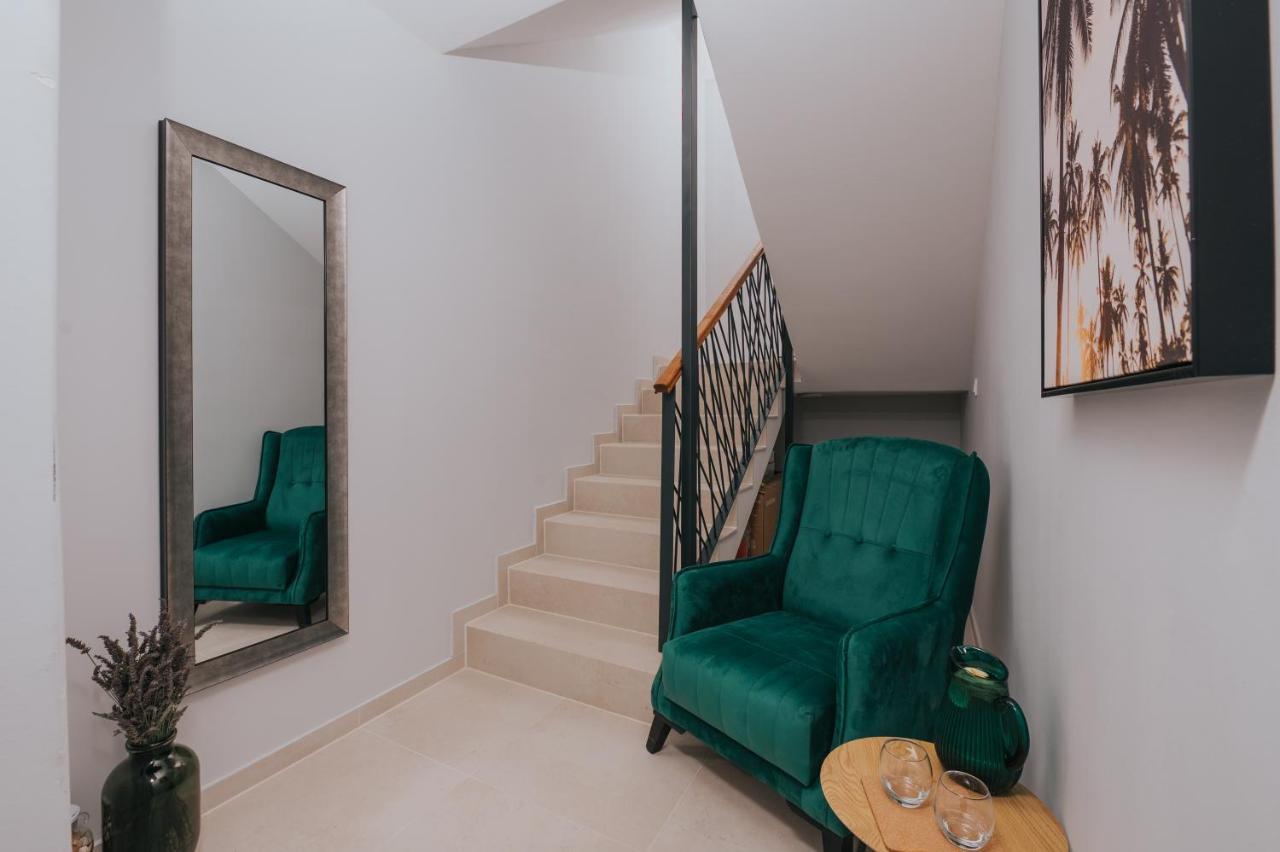 Apartma Virgine Maria
